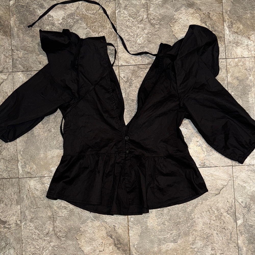 Women's Black Ruffled V-Neck Peplum Top
